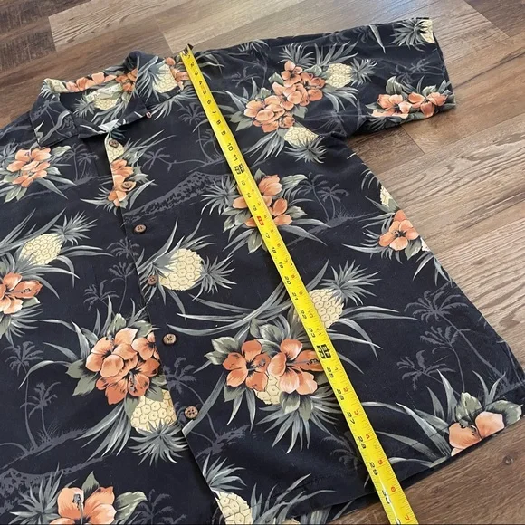Tommy Bahama silk pineapple button Hawaiian shirt L - Picture 8 of 8